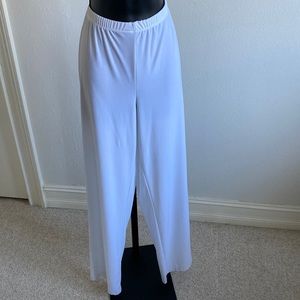 🚨NWT🚨 Slinky Brand White Elastic Waistband Pant